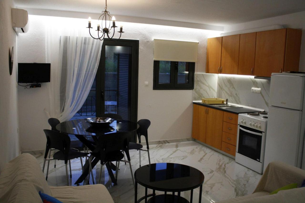 Salonikiou Beach Apartments Akti Salonikiou Exteriör bild